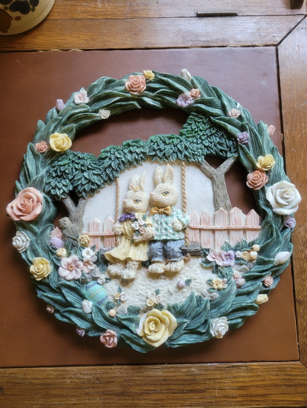 VTG 1990s Easter Wreath Wall Hanging Resin Bunnies on Swing Floral Decor 11"